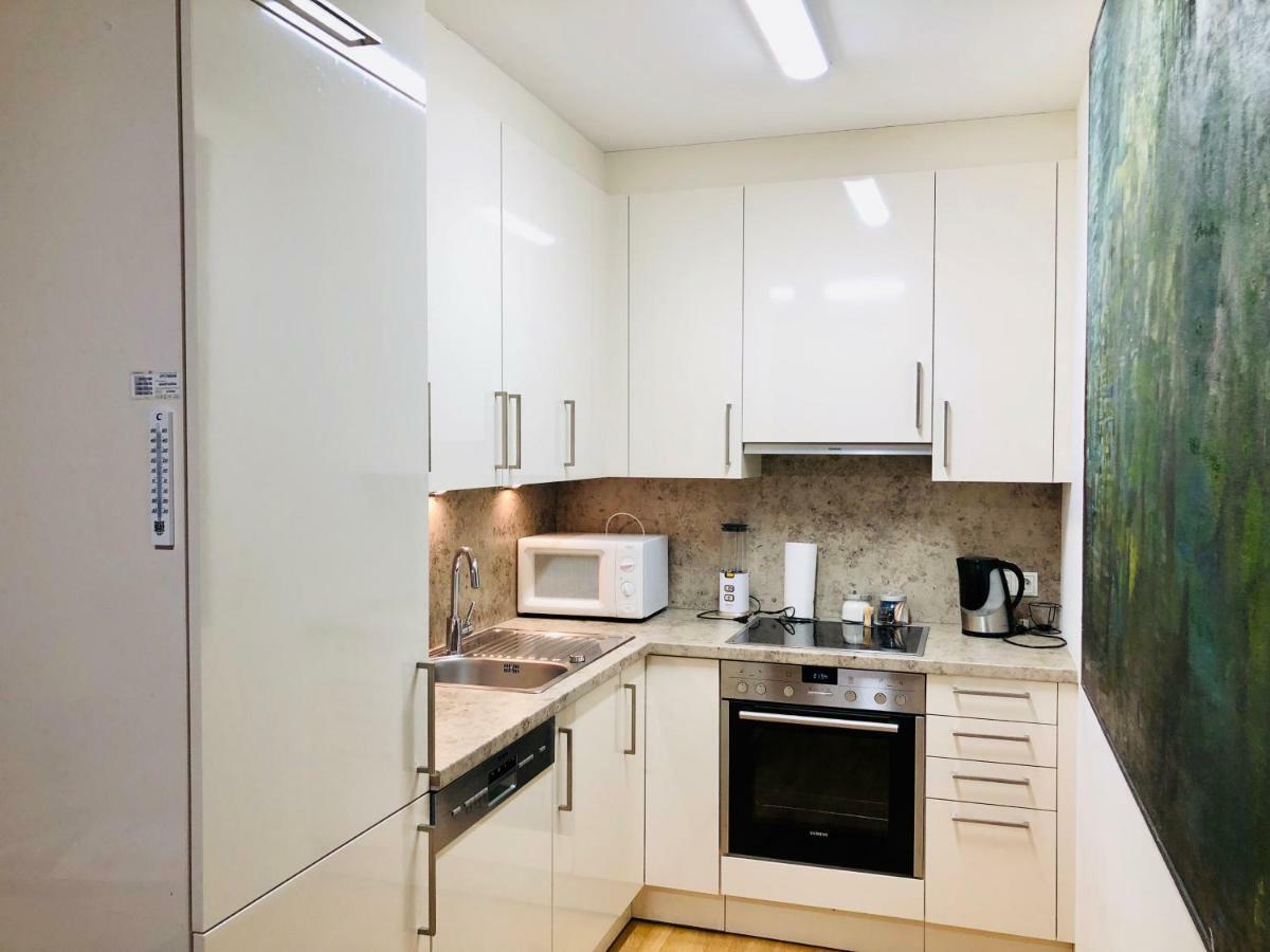 Amazing Austria Center Apartment Near Uno City Βιέννη Εξωτερικό φωτογραφία